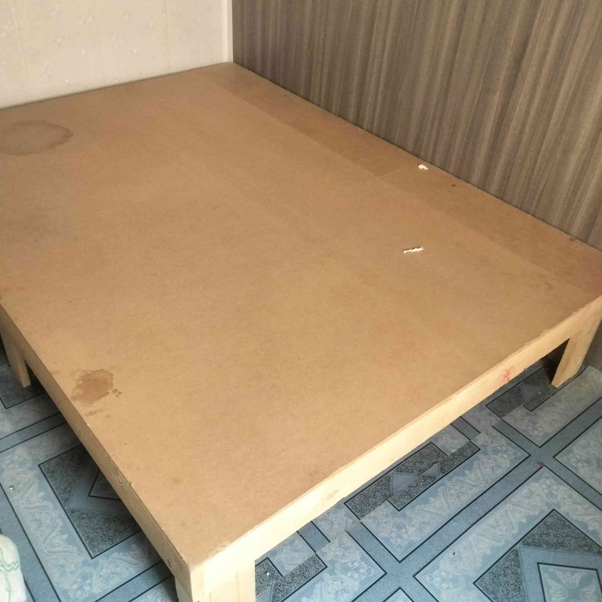 جربايه تسكام ودوشك للبيع ب 60 وتنور غاز ياخذ 5 خبزات ب 75 ماسنجر ما متواجد فقط واتساب ***********
