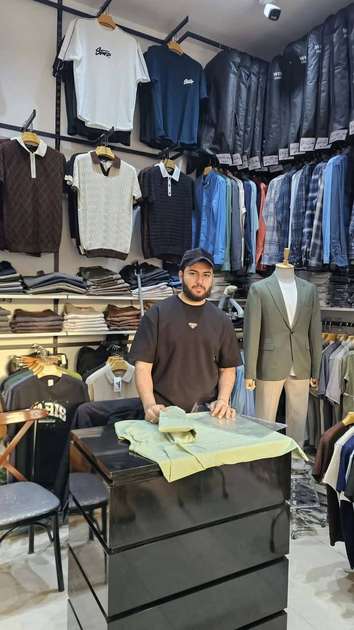 يسرني ويسعدني ان تزوروني في في محل الملابس الالبسه الرجاليه ازياء #محمد_ملوح
بكل فخر نحجي عن الشاب محمد ملوح ابن مدينة المدحتيّة، شاب كادح عرفناه بضاعته الحلوه ومرتبه محمد ملوح  ما يطلب غير كلمة طيبة ودعم بسيط يخلّيه يكمل مشواره ويطوّر شغله أكثر وأكثر.
الي يعرفه يعرف إنّه ولد أصول، ملتزم بعمله، ويحاول يوم بعد يوم يثبت نفسه بجهده وتعبه.

ادعموه، سمعوه كلام طيّب، وخلو الخير يوصل لأهله


**إذا كنت صاحب هذا الإعلان وتريد حذفه لأي سبب، رجاءا أرسل رسالة إلى الدعم الفني**