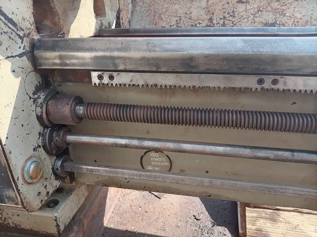 تورنات البيع المساحه متر مالمزاد شرط النضافه مكان نجف ***********
