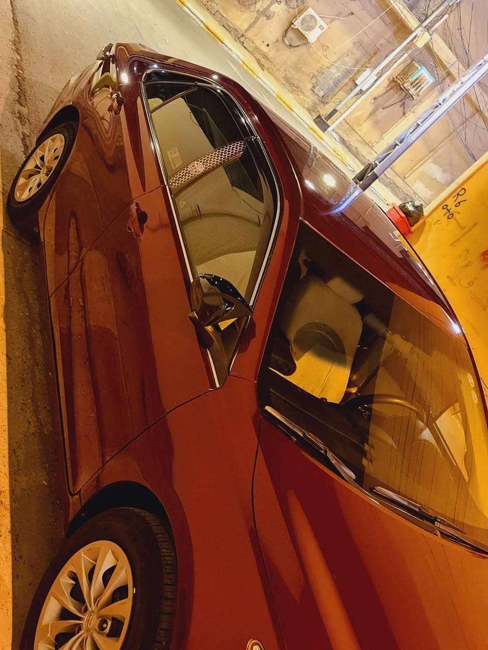 سلام عليكم كامري للبيع موديل2017 فول مواصفات Leضررها جامللغ من  وباقي كله بشرط سياره جديد بمعنى كلام  
سياره احلى من صور كير ومحرك كله بشرط وشرط تحويل
عنوان سياره فلوجه
سعرها 155$ وبي مجال قليل للاستفسار اتصل على رقم ***********
