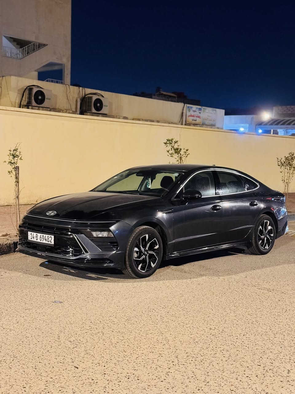 سلام لبيع سوناته مديل 2024 شكل الجديد حادث جملق بنيد فول موصفات بدون بانورنا  شفتات السترين بصمه شاشه بزيره ماشيه 3000  رقم بصره حره بسمي رقم ***********
