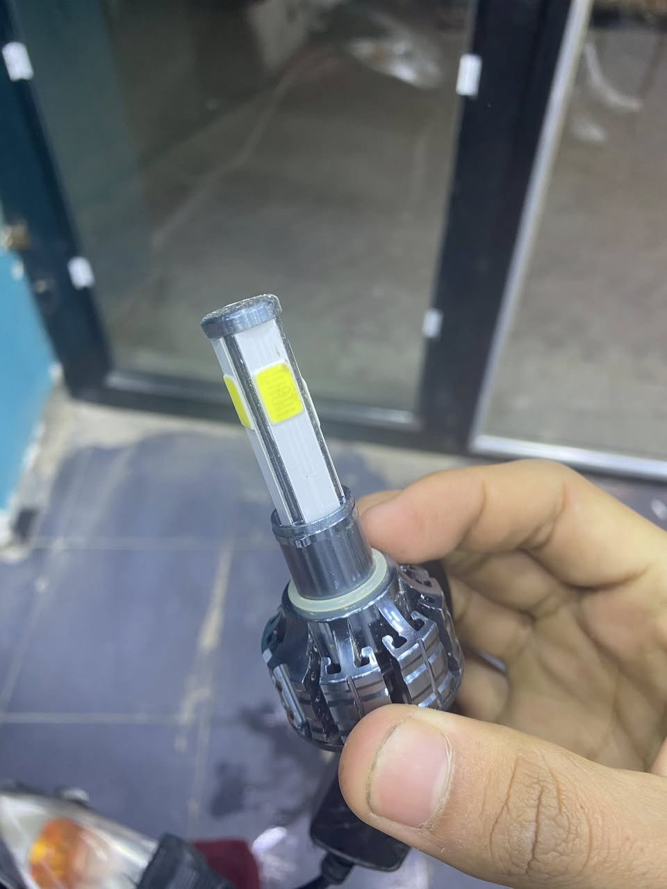 سلام عليكم زنون ٥٠٠٠ واط و مازده بلاديه  للبيع مكاني الاعظميه ***********
