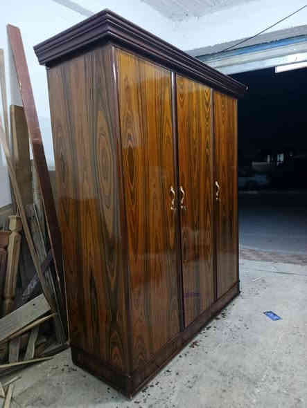 كنتور 3ابواب مستعمل صاج داخل وخارج صاج حطاطه الرمادي الصوفيه قرب مطعم قصر الابيض السعر 240بي مجال واتساب *********** الرمادي
