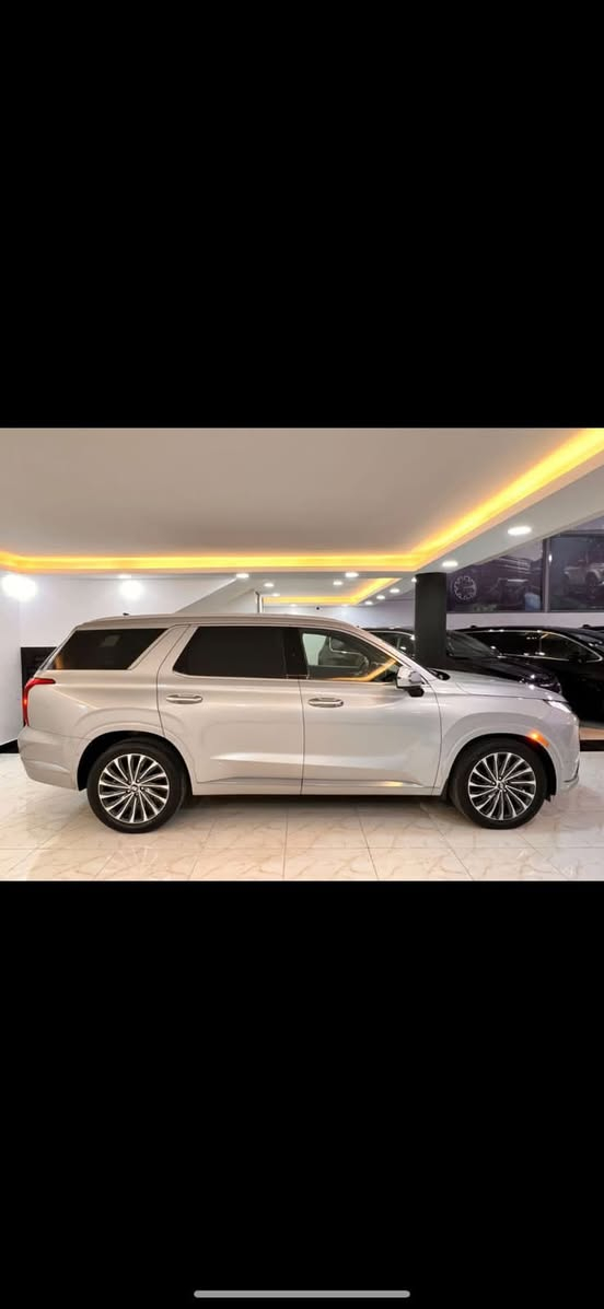 بلسايد كالكرافي 2023
بيع مستعجل ماكو هيج سعر 

فول مواصفات للاخير اعلى فئة 

لون رصاصي 

السياره ماشيه 64ميل 

محرك 6 سلندر 3.8 مكفول من كلشي

مواصفات السياره فتحتين بانوراما 

كراسي جلد وكهرباء وتدفئة وتبريد 

عداد دجتال وانارة داخلية وسستم صوت سماعات 12 سماعه

5 كامرات وردارات 360 درجة 

شاشة اكبر حجم ووضعيات قيادة وتتقدم وترجع بالريمونت 

وبعد بيها هواي مواصفات

مكان موصل

السعر اتصل عل رقم ***********
