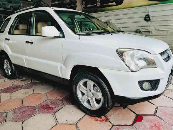 السلام عليكم
سبورتج خليجي 
موديل 9 
بي صبغ جملغ مامي خلفي سونار موجود بل منشور 
كير محرك تبريد مكينه كفاله عامه بلادي 
تخم تاير شواصي مكفولات 
دوخل نظيفه سياره حلو معنا الكمله بل عافيه 
فول مواصفات 
فتحه 
كامري خلفي 
رقم بغداد مشروع وطني بسمي تحويل شوكت ما يعجبك حولك 
سعار سياره 115بي مجال شي بسيط 
العنوان بغداد بلديات نتصل وتدلل 
***********
