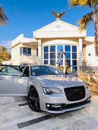 اوباما S • ٢٠٢٣ • ٧٧٠٠٠