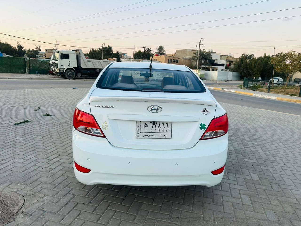 سلام عليكم من رخصة الادمن اكسنت لبيع سيارة جاهزة مكينة كير صدر جديد بيها صبغ الدوسة وربع الباب فقط باقي السيارة كفالة موديل 2016 السعر 103وبيها مجال مكان السيارة البياع ممتواجد على الفيس الاتصال ***********
