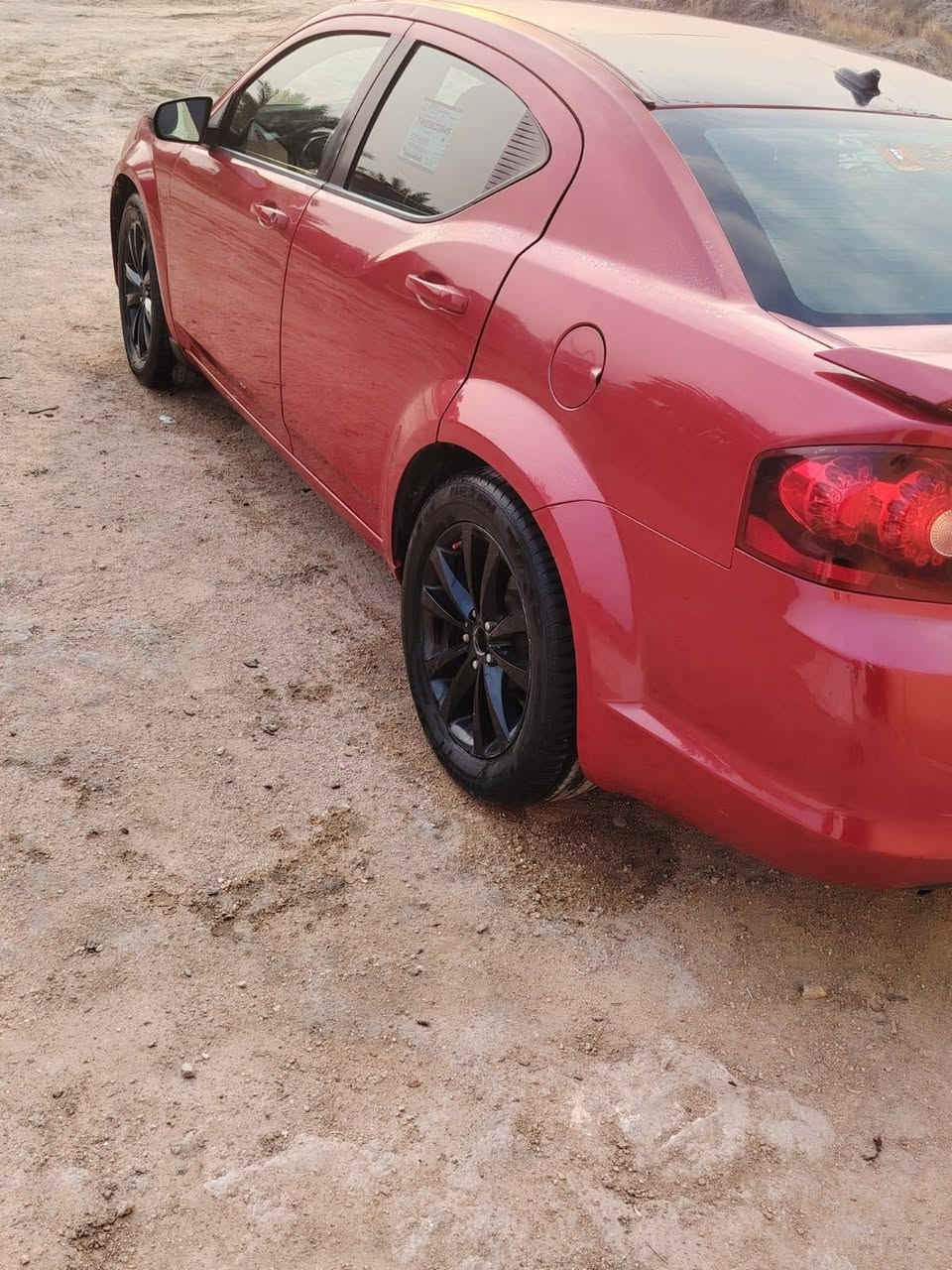 دوج افنجر 2014للبيع  سياره جاهزه محرك جديد سعر مناسب رقم الهاتف ***********
