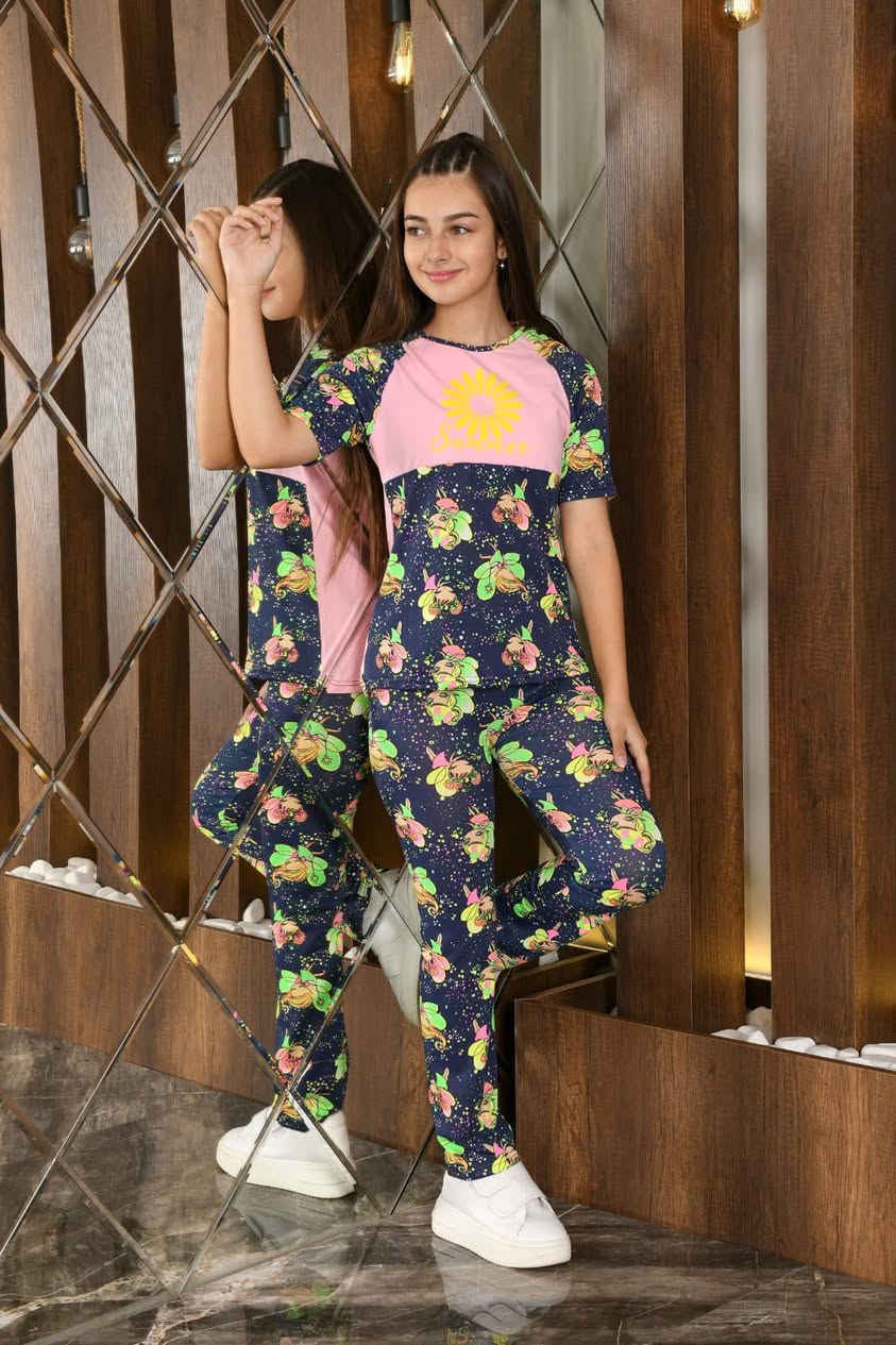 العدد 2500 قطعه صيفي. بناتي نسائي.   تركي.  السعر القطعه 3 دولار


**إذا كنت صاحب هذا الإعلان وتريد حذفه لأي سبب، رجاءا أرسل رسالة إلى الدعم الفني**