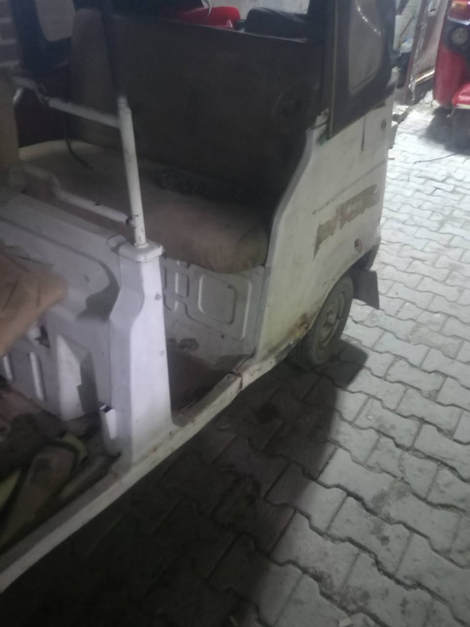 السلام عليكم شباب تكتك للبيع تي في اس نضيفه سعره 3مليون اميه مجال حك الجيه مكان بغداد الحريه


**إذا كنت صاحب هذا الإعلان وتريد حذفه لأي سبب، رجاءا أرسل رسالة إلى الدعم الفني**