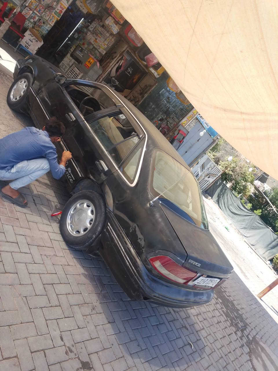 السلام عليكم برنس موديل 95 تبريد شغال شواصي كفاله بلاديه جارده تخم تاير نظيف عنواني بغداد البياع السعر 28 رقم الهاتف***********

