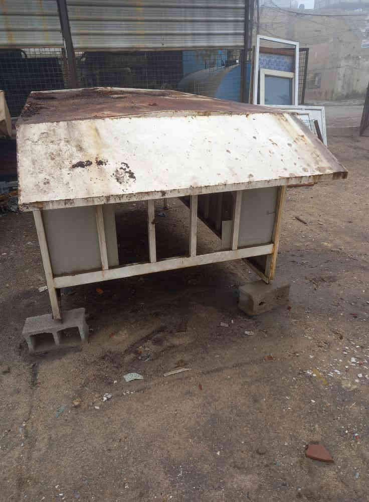 محجر للبيع
***********
