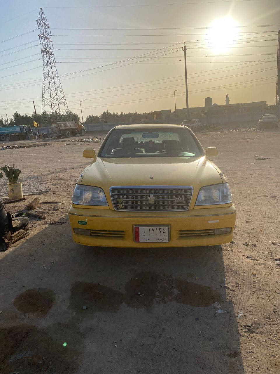 سلام عليكم ملكه للبيع بيع 2003 اصل عاديه مو كرستال دكمتين لا فحص ولا كمرك وكاله ثاني 
يوم سعر 65  وبيه مجال ***********
