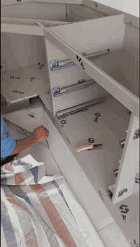 مطابخ ايطالية  اسم البيج تابع  07823348752