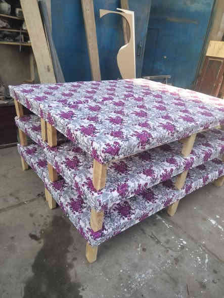 سرير ابو نفر بلوك سعر الوحده 30 الف

6رجلين تتحمل وزن 150 كيلو عرض 84 الطول مترين 
يوجد توصيل بغداد فقط 
*********** متوفر واتساب
