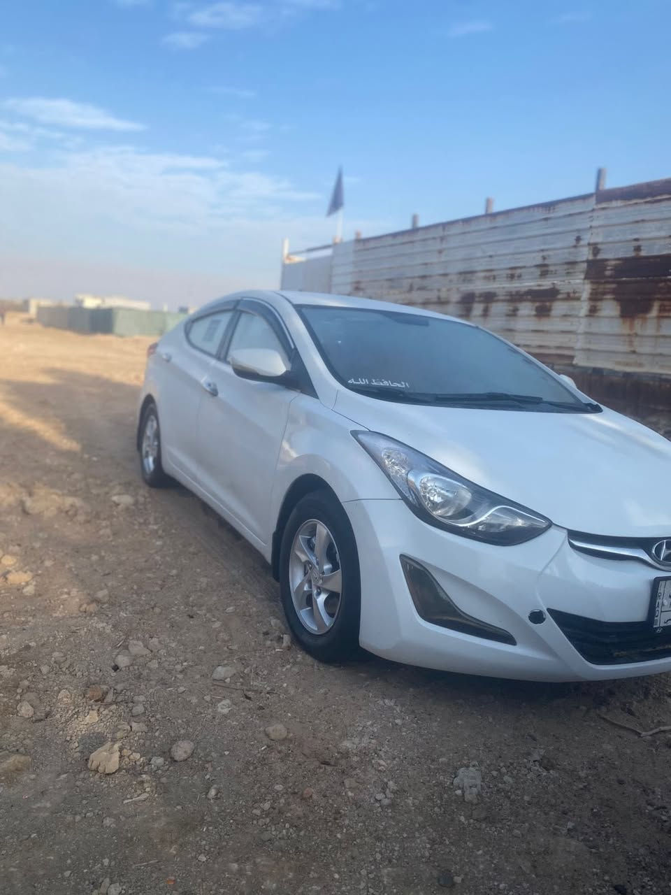 سلام عليكم سياره الانتره 2012خليجي سنويه ما منتهيه رقم بصره كير محرك تخم تاير تبريد ثلج السعر95وبيهاا مجال قليل المكان البصره الهارثه شارع المسحب ***********
