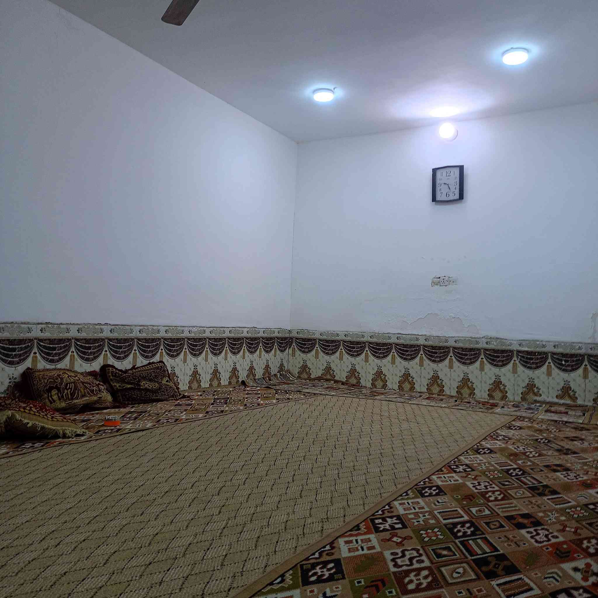 بيت للبيع طابو صرف بناء قديم المساحه 161 الواجهه 7والنزال 23 العنوان التفيج قرب مدرس الدار البيضاء 
التواصل ***********
