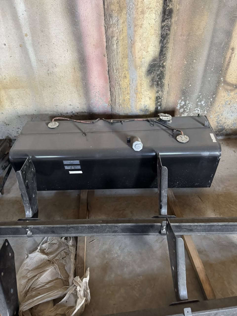 تانكي كاز 170 لتر دعاميات كنتر زيرو مكاني بغداد 
***********
