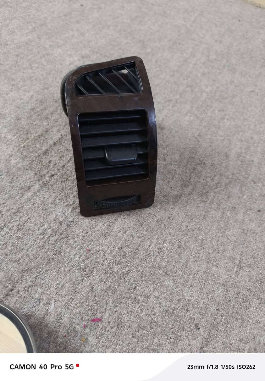 سلام عليكم
غراض فوتون للبيع كلهن جدد ما مستخدمون 
طوفه مال بنزين اصليه وجديد
قاعده مال تبريد جديده  ايسي ميكانيكي جديد 
كلهن ٦٥ الف مكاني بغداد المحمودية 
***********
