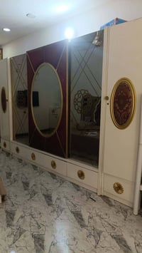 غرفة تركية للبيع بيها بعض الاضرار البسيطة السعر 700  العنوان بغداد - ا...