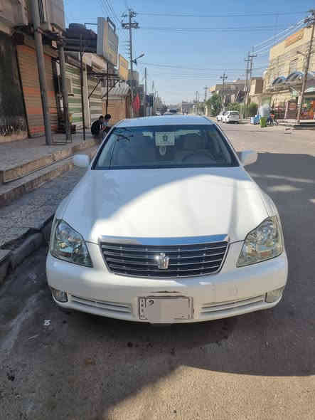 شاهينه ٢٠٠٥ دكمتين شاصي ٨٠ ماشيه ٩١ سياره جديده رقم وسنويه نكليزي  نافذه لحد ٢٩ دواخل عسلي. دخول جديد. السعر. ٤٣ وبيهه مجال قليل. المكان العماره  ***********
