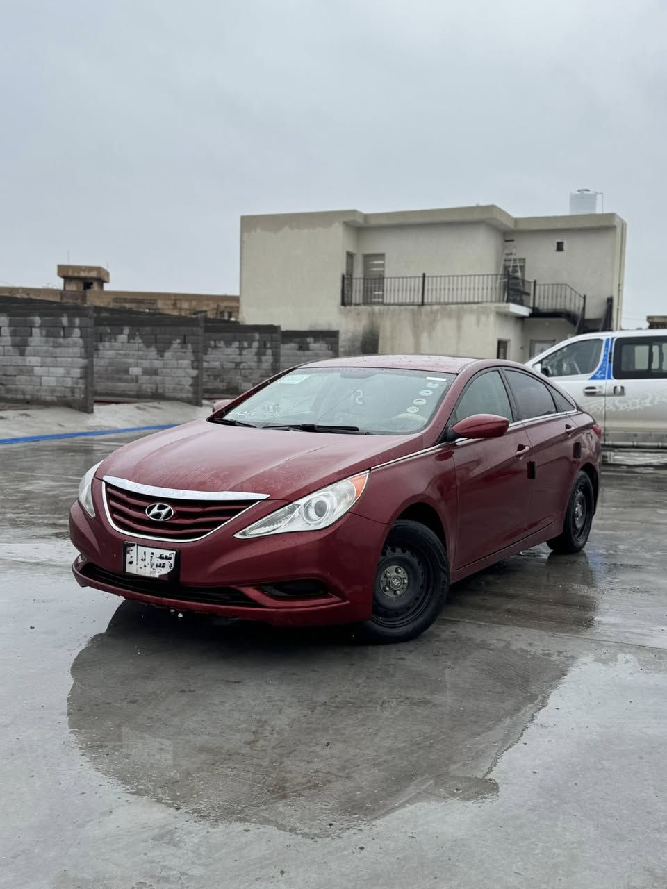 سلام عليكم سوناته ادوات ادوات
متومه رقم وسنويه
خط واحد بانزين  
كص جنطه 
سياره جاهز من كلشي كير مكينه حدادي تخم تاير 
لايت زنون عالي ناصي 
داخل عسلي 
مكاني البصره 
السعر 49بيه مجال قليل 
رقم تلفون ***********
