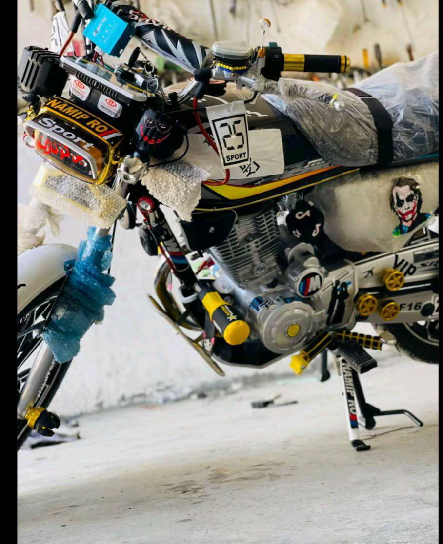 سلام عليكم ورحمة الله
نامه تو برو للبيع 
موديل 25
السعر.. 
***********
