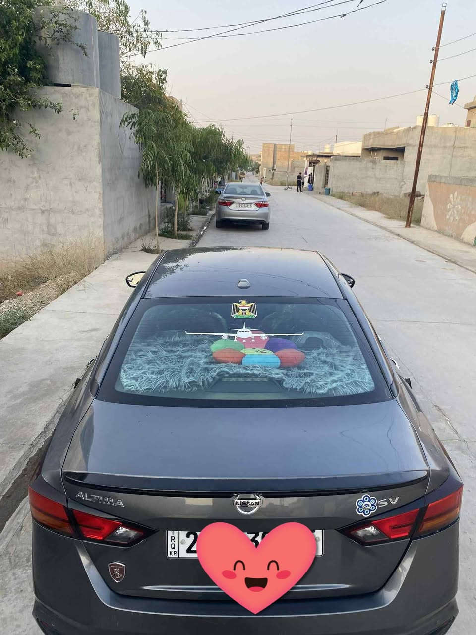 السلام عليكم
نيسان التيما SR موديل 20 
حادث جاملغ وبنيد صبغ فقط ( بدون دواخل ) 
ماشية 180 الف ميل . 
رقم اربيل هزة وسنوية جديدة ( وكالة او تحويل ) 
مواصفات فول 1/1 بس بدون فتحة … السعر المطلوب 135وبيها مجال حك جيه اذا اكو مراوس بكورلا تكسي من موديل 13اوفوك هم اراوس محتاج فرق ***********
مكان / بغداد . 
السعر / 160$ وبيها مجال بسيط جداً . 
للاتصال / *********** .
