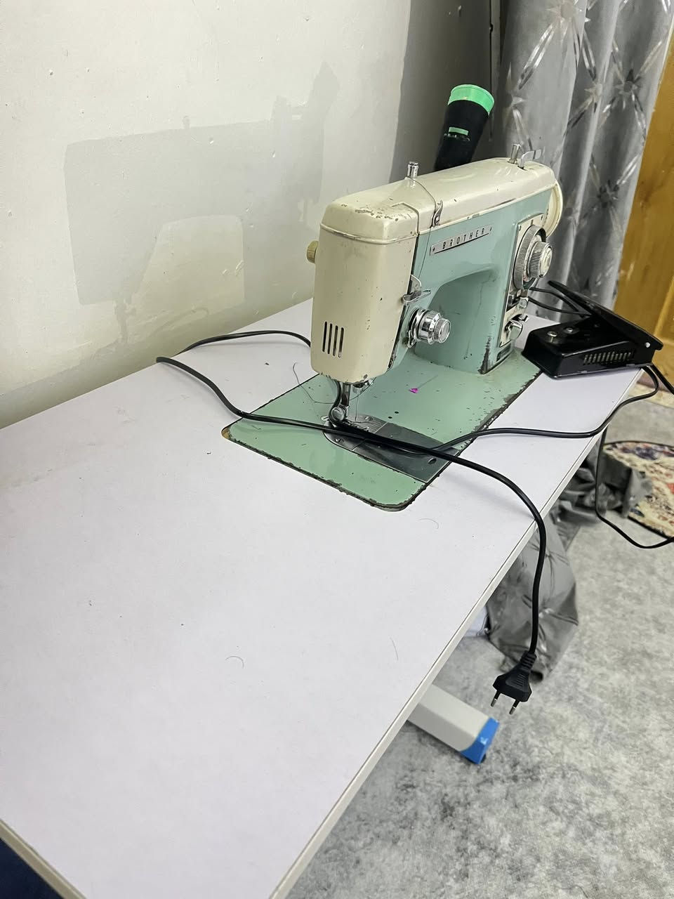 مكينة خياطة للبيع بغداد ***********
