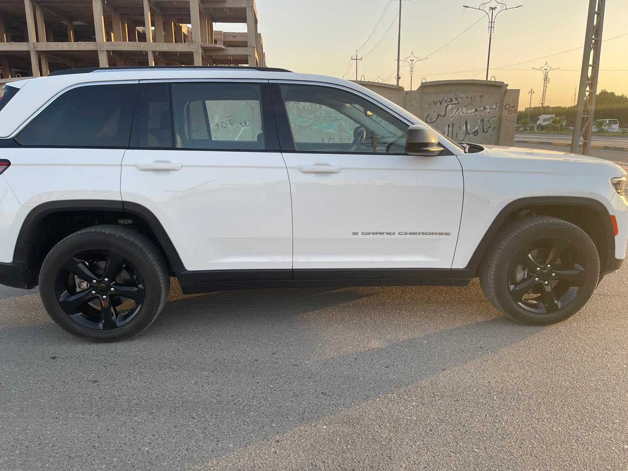 جيب جراند شيروكي لاريدو 2023
وارد أمريكي 5 راكب رقم بصره باسمي حادث سرقة وراجعات قطع أصلية من الوكالة السيارة مصلحة بأمريكا ومكفولة من الصبغ

• ماشية 42الف كيلو

السعر 290

***********
