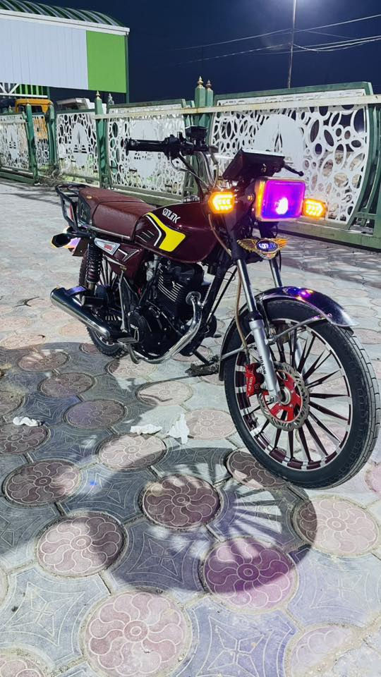 سلام عليكم دراجه للبيع ايراني مديل 2025مكفوله كفاله عامه اوراق كامله بصمه تشغيل عن بعد مكاني بغداد ***********
