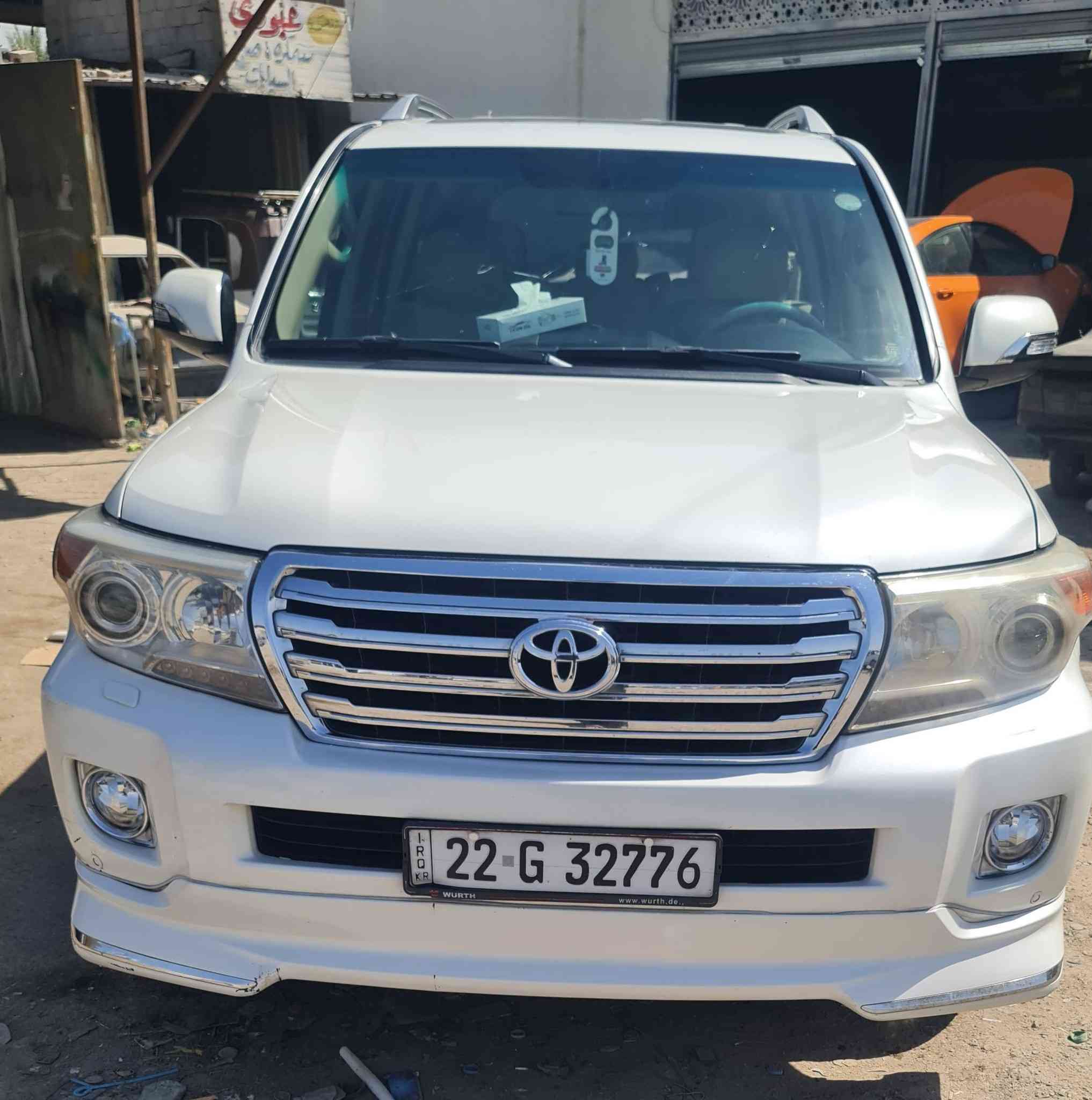 السلام عليكم.. ستينيه موديل ٢٠١١ بدون حادث ماشيه ٢٠٦ كم السعر ٣٢٠٠٠ بيها مجال مكان السياره الدوره ابو دشير... ***********
