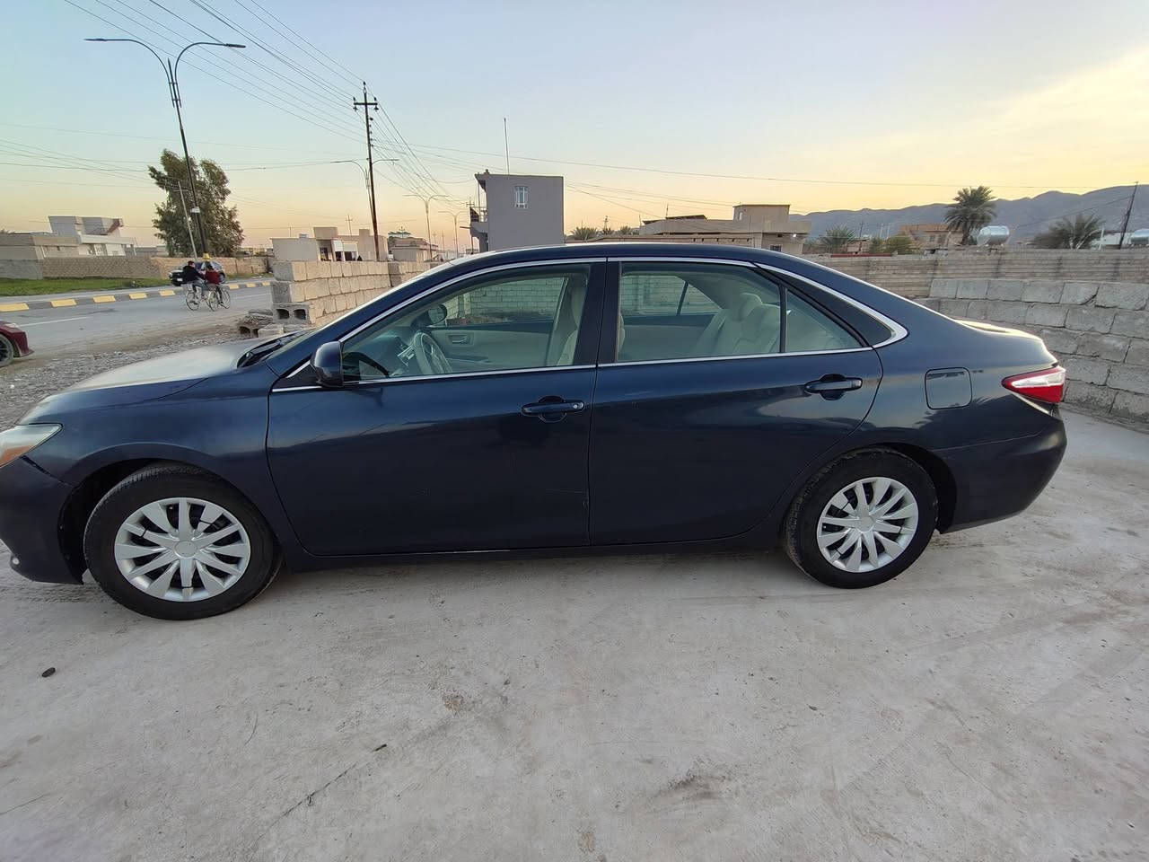 كامري LE موديل 2017
رقم سليمانية سنوية لل29بأسمي
گير محرك شرط 
الضرر جاملغ وبنيد وجاملغ الثاني كلير
السعر 138
وبي مجال قليل
الهاتف ***********
