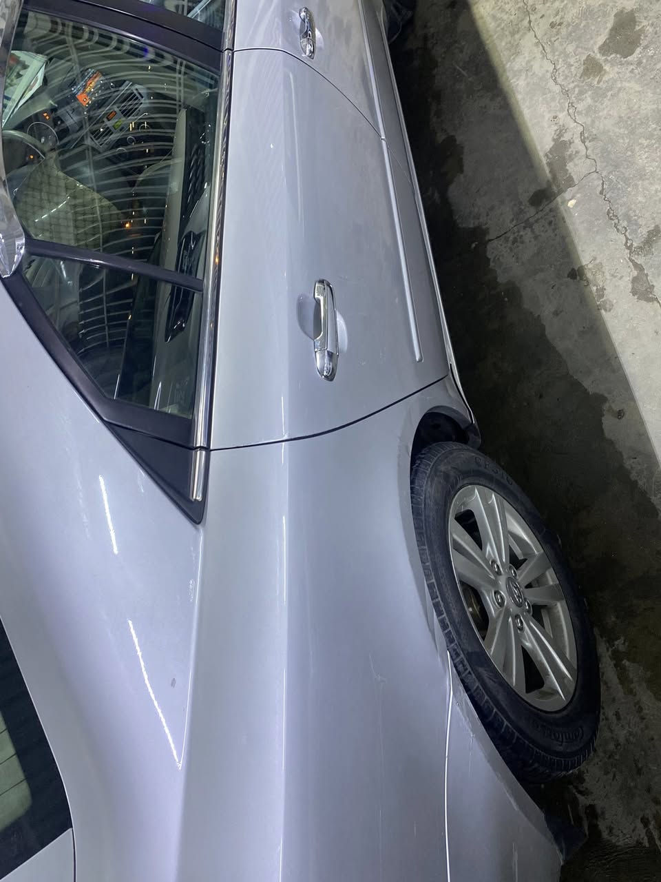 السلام عليكم سوناتا 2008 وارد امريكي  بيها ثلاث قطع صبغ بدون دواخل للجماليه محرك V6 فتحة سقف تحكمات شاشة وكامرة بلاديةوكير والمحرك  كفاله 
السيارة جديدة لوك
سعر100 
***********
