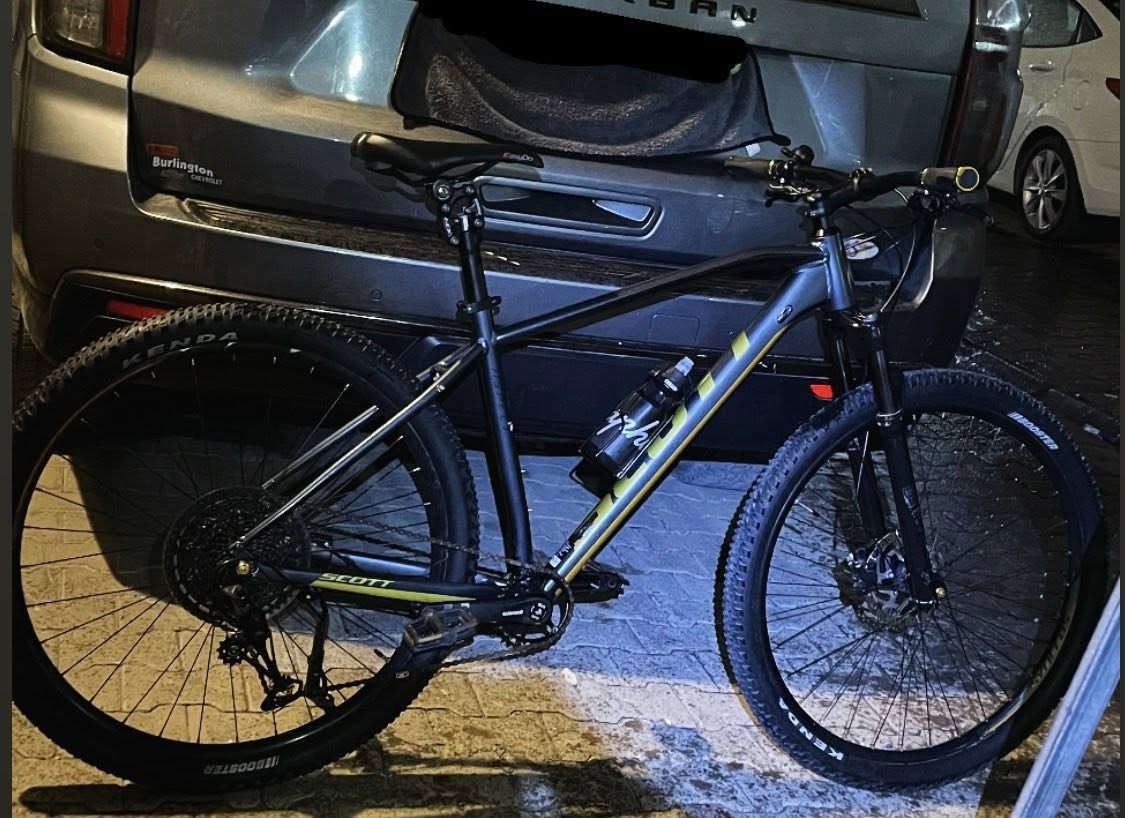 السلام عليكم
SCOTT 2023🇨🇭…
حجم 29 فريم L
shimano بريكات sram سستم سرع
دبل كشن + نظام دبل امامي Rockshok تحكم هواء
مكينة 12*1
السعر 650 الف🔒
موقع الدراجة بغداد 📍
للاستفسار...
***********
