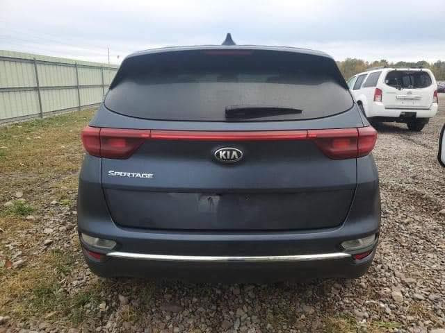 سلام عليكم
Kiaسبورتج موديل 2022

لون نيلي 

فول موصفات 

تبريد قطعتين

بصمه 

كشنات تحكمات

اشاره بلمري 

سستم سماعات 

5وضعيات قياده

تحكمات ستيرن

تحكمات شاشه 

كار بلي

مكينه 2000دوش

سعر 175وبيها مجال
***********
