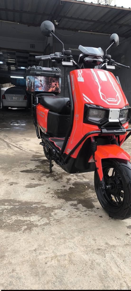 ماطور شحن
موصفات ملف 3000 صطابات دهن
4نمر سرعه 120
ملف 3000 
لايت عالي وناصي هورن دبل ايشار نضام بك
بي تطبيق يقرا نسبت الشحن 
يمشيك 70 كيلو حقيقي شرط
معدل طلقا شرط مايلحك بلسرعه
بطاريات ليثيوم شرط 
السعر 650 
بي مجال قليل


**إذا كنت صاحب هذا الإعلان وتريد حذفه لأي سبب، رجاءا أرسل رسالة إلى الدعم الفني**