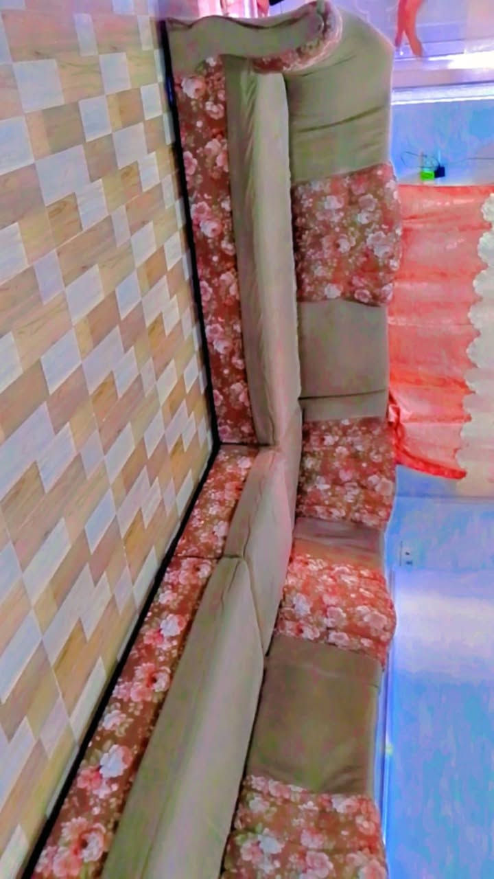 طخم قنفات طول ٧ أمتار خشب عراقي سعرها ٧٥ وبيها مجال بسيط عنوان حي سومر


**إذا كنت صاحب هذا الإعلان وتريد حذفه لأي سبب، رجاءا أرسل رسالة إلى الدعم الفني**