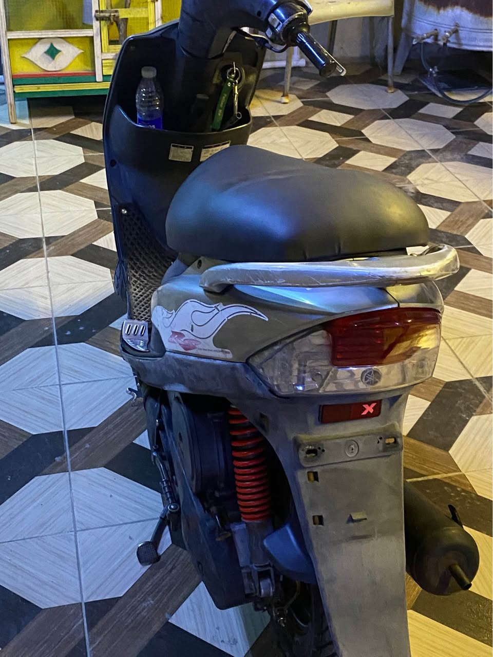 ماكس عدله للبيع محرك كفاله من تنقيص وتبخير 
كلشي شغال سلف هندر كهربائيات سعرها ٩٥٠ وبيها مجال بسيط رقم تلفون *********** البصرة, العراق
