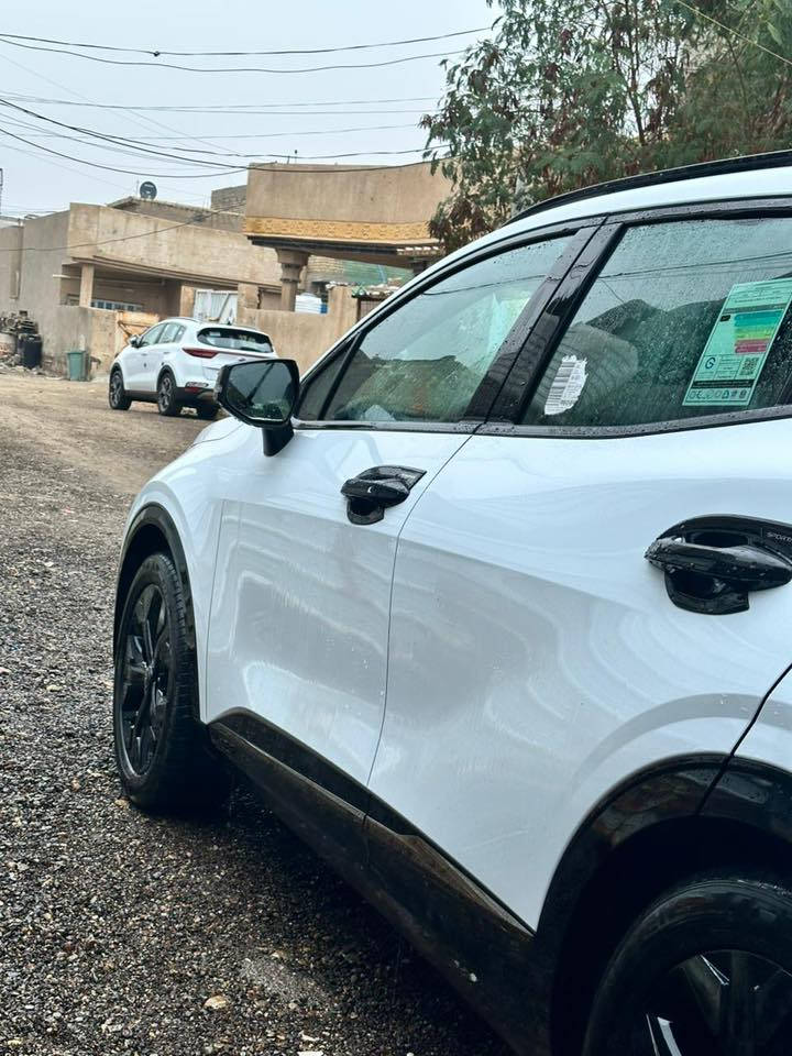 سلام عليكم
سبورتج بلاك ادشن فول موديل ٢٠٢٥ 
دوشمة جديد بلادي داخل زيتوني سستم واحد ماشية ١١ الف 
السعر ٢٥٥ 
السيارة جاهزه الاخير رقم بغداد انكليزي 

‭+٩٦٤ ٧٧٦ ٥٤١ ٩٣٣٣‬ اتصل 
واتس ***********
