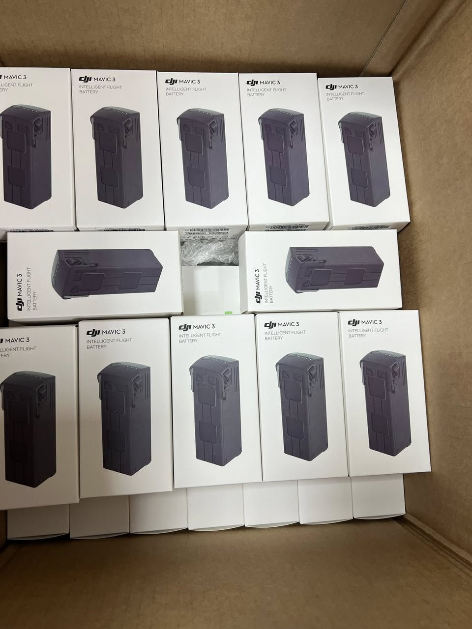 DJI Mavic 3 Pro - both bare units and fully used ones are available. Contact me if you're interested.


**إذا كنت صاحب هذا الإعلان وتريد حذفه لأي سبب، رجاءا أرسل رسالة إلى الدعم الفني**