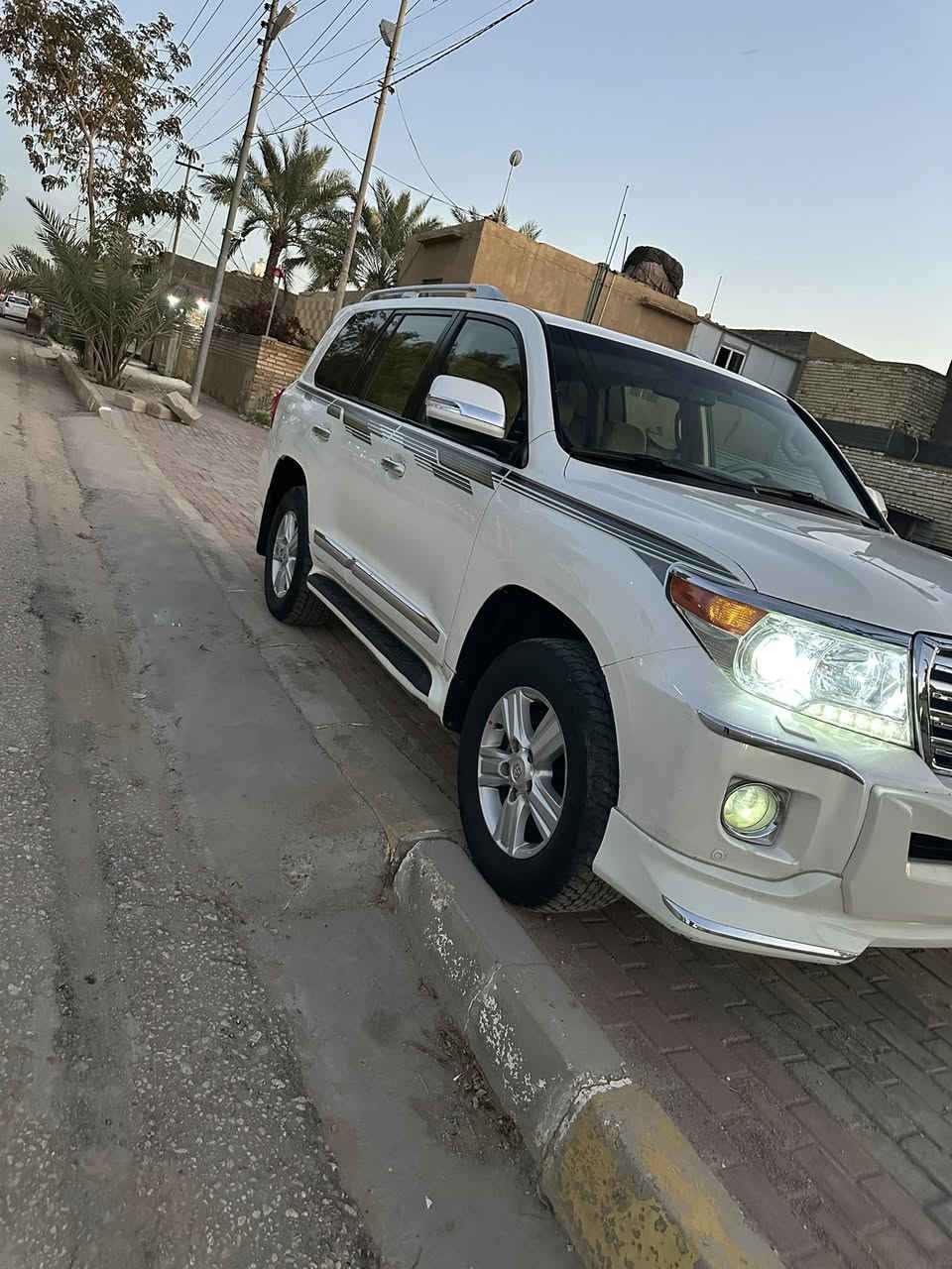 سلام عليكم للبيع مديل 14كفاله عامه رقم بغداد بسمي  مكان السياره كربلاء   ***********
