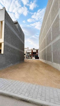 قطعه أرض للبيع في شارع المغرب نجيب باشا محله ٣٠٦ مساحه ١٠٥واجهه ٧ونزال...