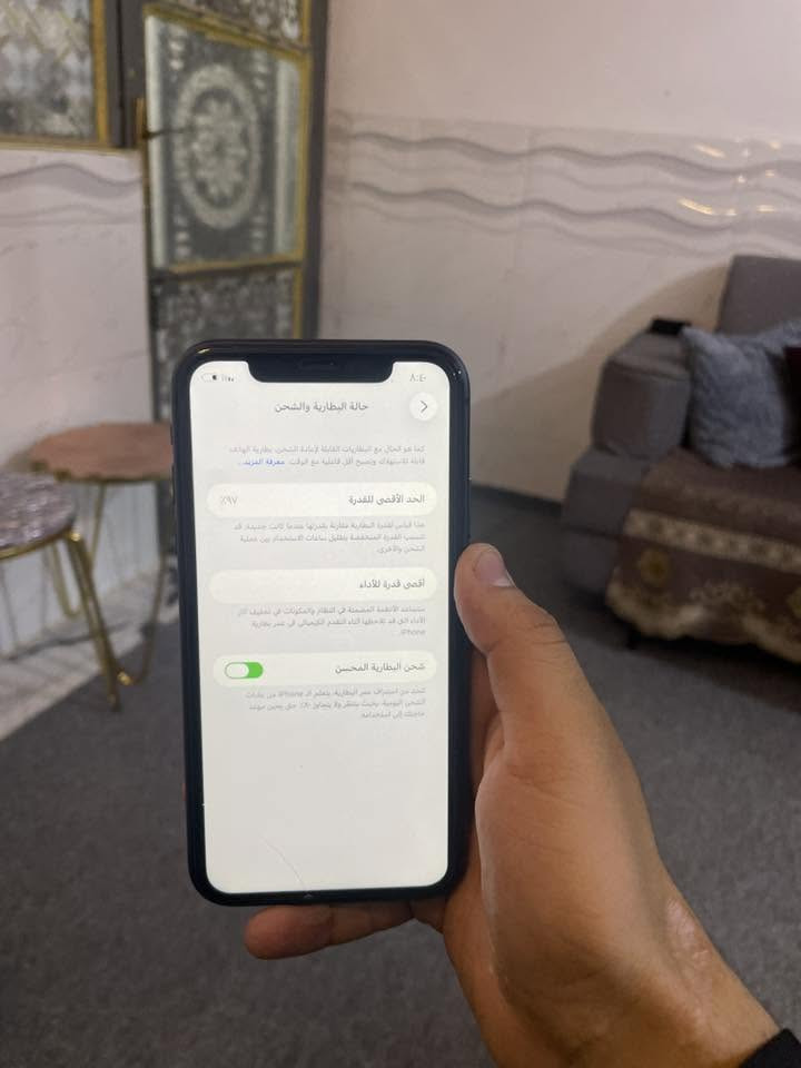 11 عادي فقط نضيف الجهاز كلش الجهاز فقط فيس ايدي متوقف لا مفتوح ولا مستبدل اي قطعه جهاز كلش نضيف الشراي يراسلني وتساب رقم الهاتف ***********
