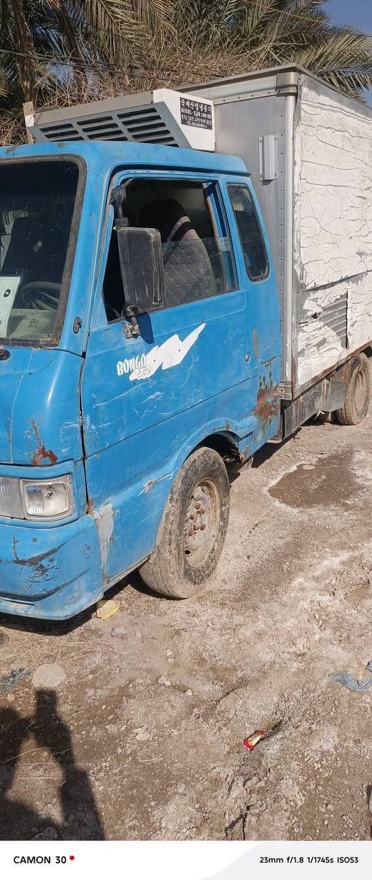 سلام عليكم كيه براد موديل 94 دوشمه جديده رقم بغداد السعر 38 وبيه مجال تحويل مباشر  رقم ***********
