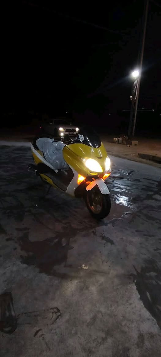 فورزه 08
عميه كرستال دراجه كامله ما ناقصها برغي
مكاني ناصريه الفهود لتواصل خاص او
***********
