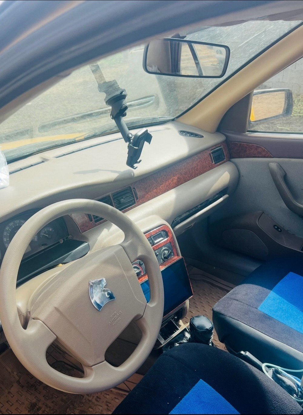 سمد مديل12 محرك قبل سبوع شاده ايسكو الصلي شاشه زننون الصلي مصفره هيئه وغرامات بيه ملاحضات بسيطه كلش بعد ب28 بيه مجال شي كلش قليل رقمي *********** بي وتساب