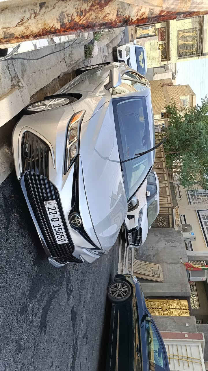 كامري 23 اربيل Le بنزين دخول جديد سنوية باسمي ماشية 34 حالياً
صور الحادث ورقم الشاصي بلمنشور بس بنيد مبدل ارباك بس ستيرن 
 سعر 191 مجال بسيط 
مكان السيارة بغداد الشعب 
***********
