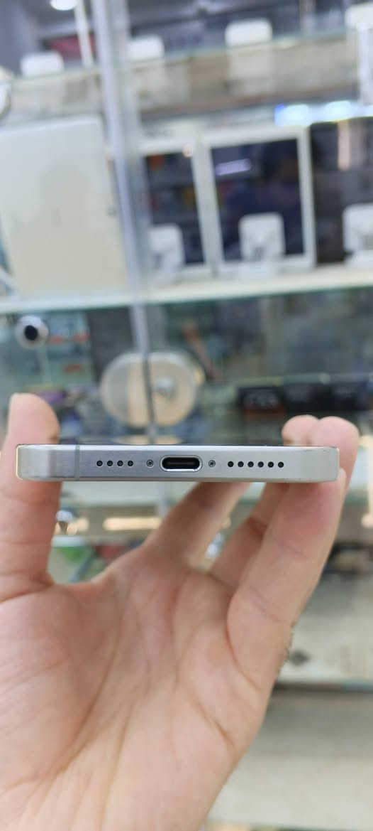 iphon 15 promax

2سیم و زاکیرە 256 گێگا و پاتری 88 موبایلەکە شاشەی ئەو پەڵەیەی هەیە کە له وێنەکاندا دیار و شاشەی گۆراوە بەشاشەی  ئەسڵی  و فەیسی  ئیش ناکات و باقی بەزەمان نرخی  425$ دولار و مە جالێکی کەم

شوێن/چەمچه ماڵ + گەیاندن هەیه شمشمل, السليمانية


**إذا كنت صاحب هذا الإعلان وتريد حذفه لأي سبب، رجاءا أرسل رسالة إلى الدعم الفني**