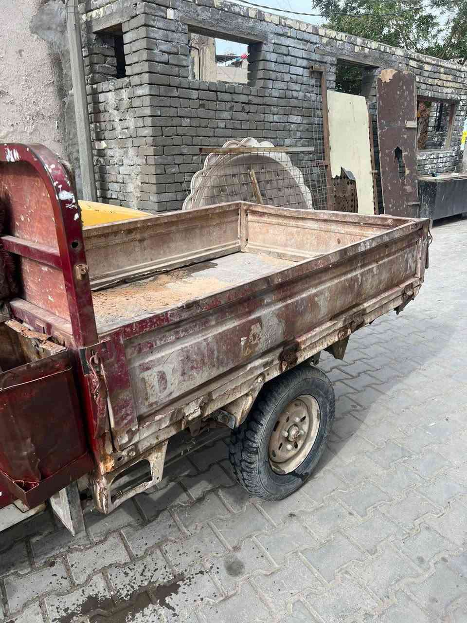 السلام عليكم
ستوته دايوان موديل 2014 ستوته مال شغل يرادلهه ترتيبات بسيطه محرك مجفت جديد رايدهه 650 و بيهه مجال العنوان بغداد الاعضميه..  ***********
